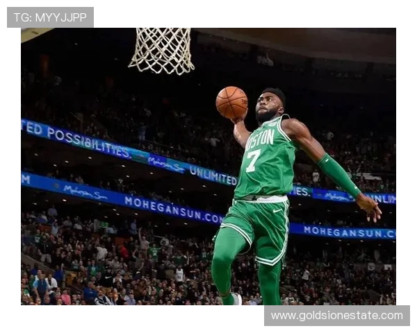 杰伦布朗的崛起之路：从新秀到NBA超级明星的奋斗历程
